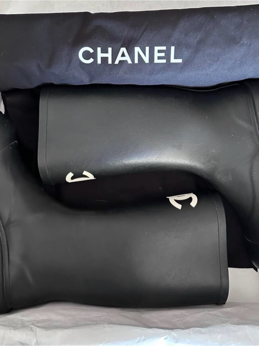 CHANEL Wellington Rain Boots - Picture 3 of 5